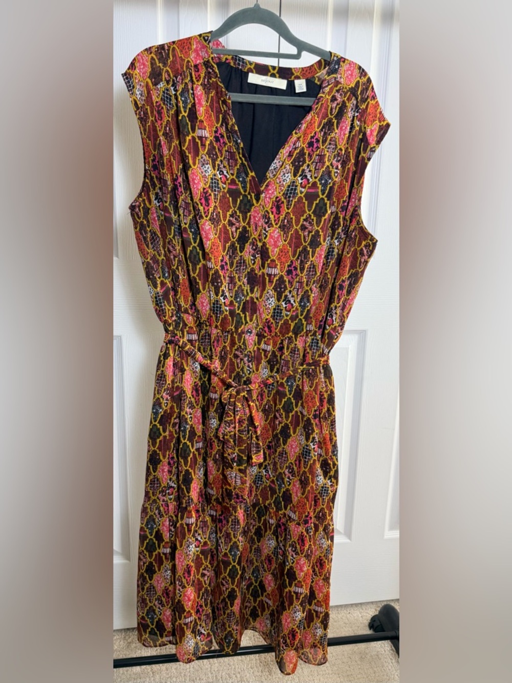 Sleeveless Printed V-Neck Dress